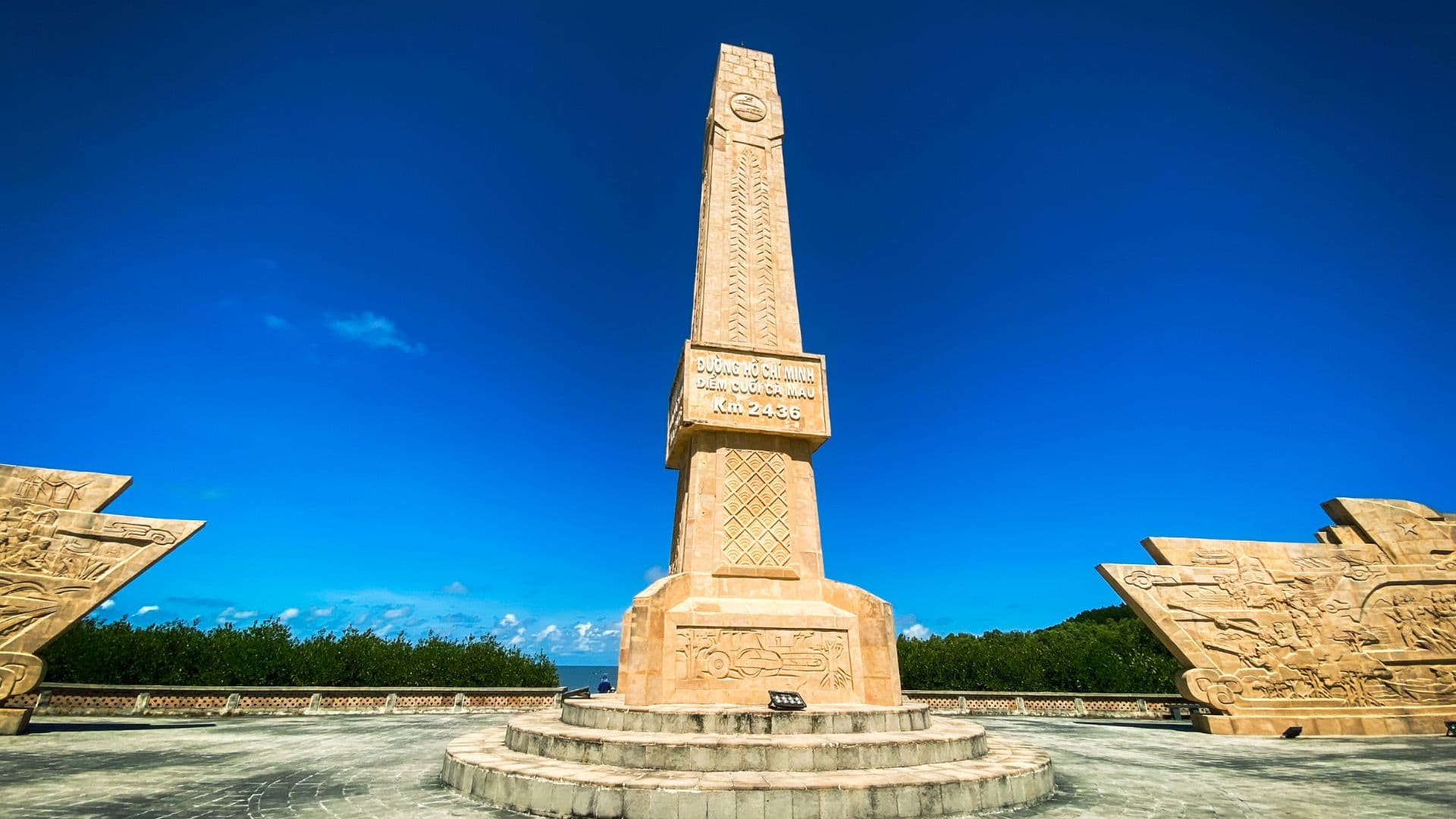 mốc cuối đường Hồ Chí Minh